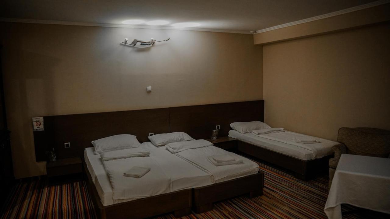 Sky Hotel Sarajevo Exterior foto